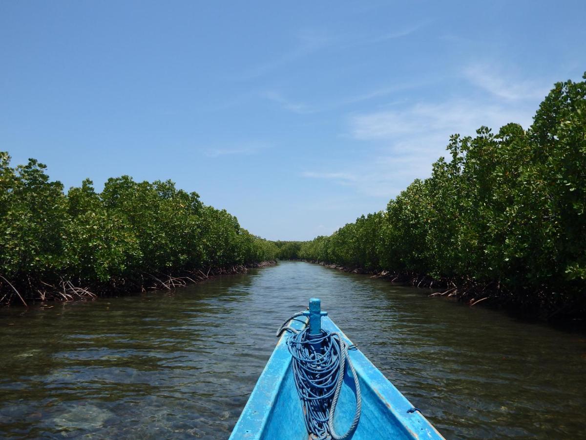 Pondok Wisata Gili Lampu Labuhan Pandan 외부 사진